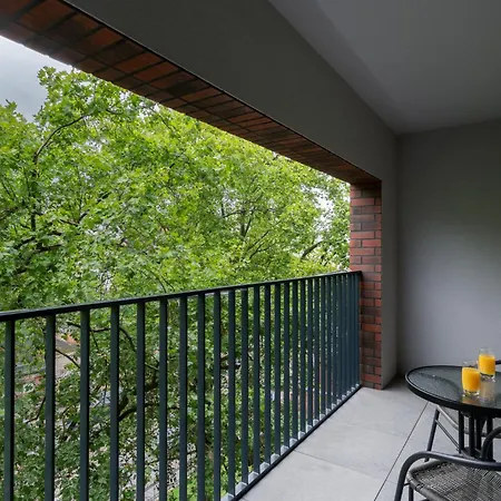 Apartwro 7th - Square, Railway Station Apartment Breslau