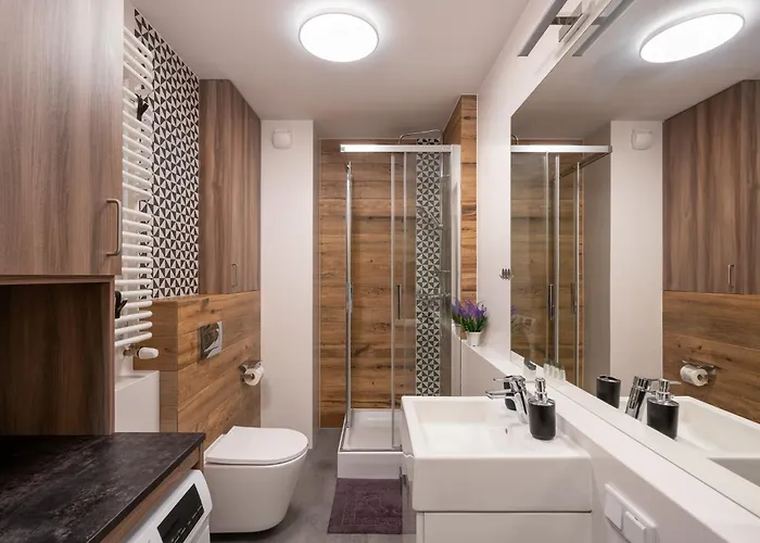 Apartwro 7th - Square, Railway Station Wrocław